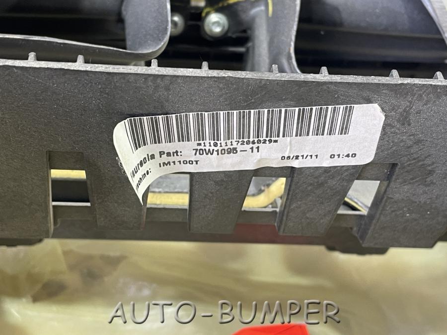 BMW E70/E71 Консоль панели приборов (торпедо) 70W101104, 51456974547